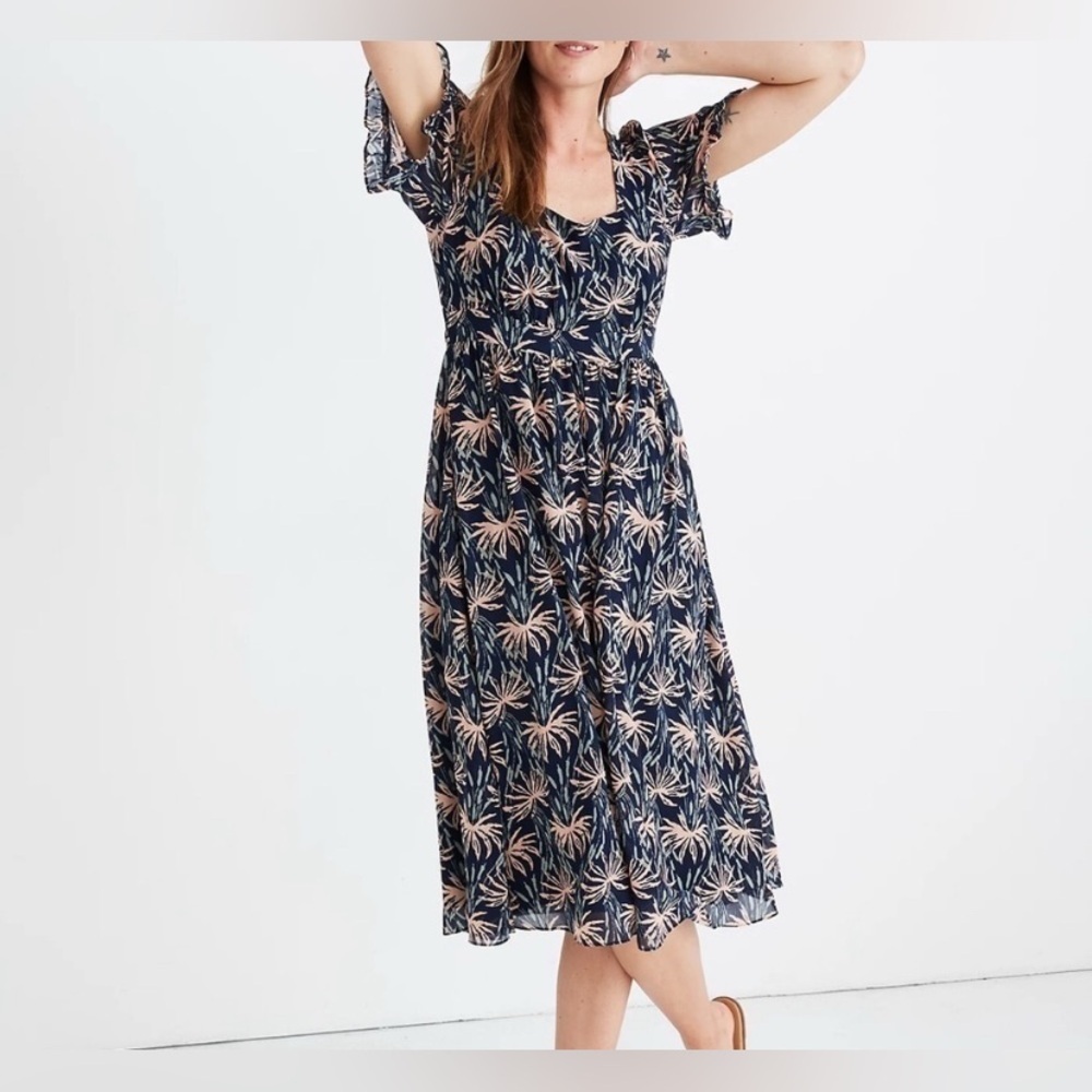 MADEWELL Ruffle-Sleeve Midi Dress in Oasis Palms - XXS